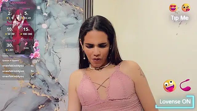 Rubi_30 live sex cam