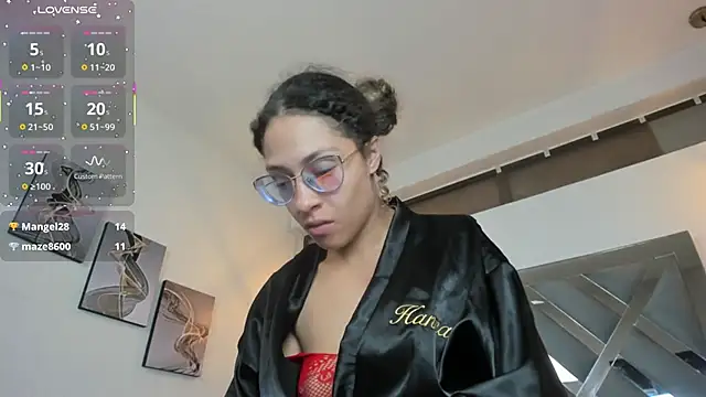 Hanna_Cornee_ live sex cam