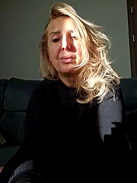 MariaRichi_ live sex cam