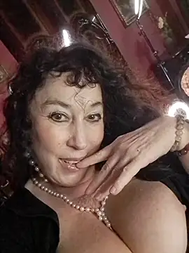 GypsyEsmeralda live sex cam