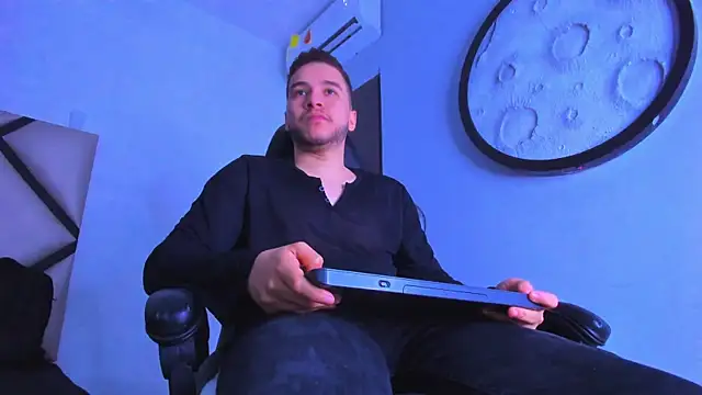 mike_257's cam snapshot