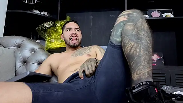 matteosantos's cam snapshot