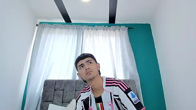 Anthony_carter's cam snapshot