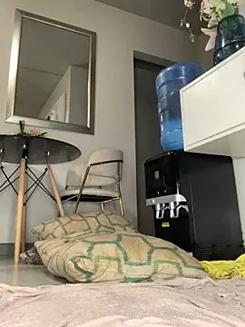 CurvyDesire1 live sex cam