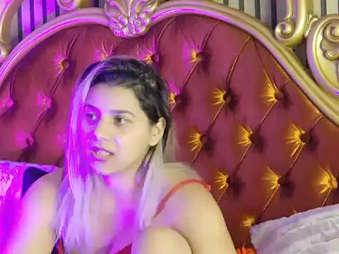 MadisonCharm's cam snapshot