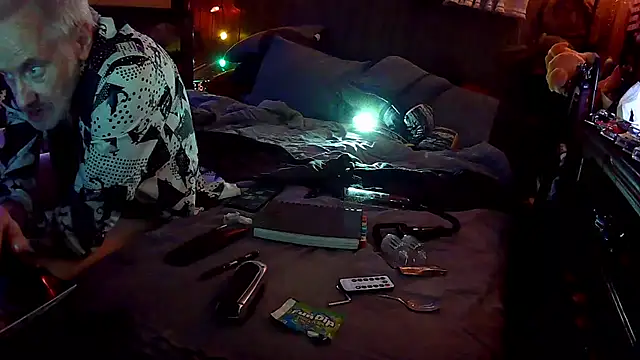 Makowboy's cam snapshot