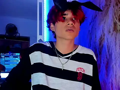 Leo_Glow live sex cam