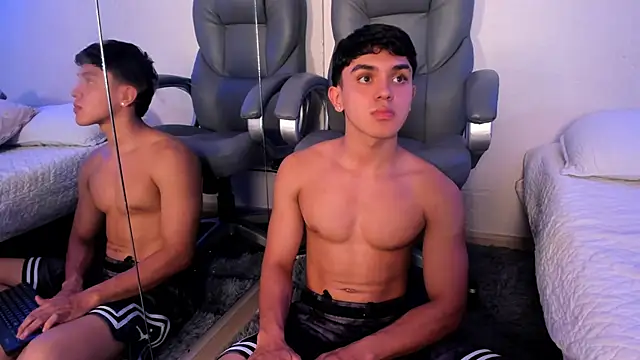 _TaylorBlack live sex cam