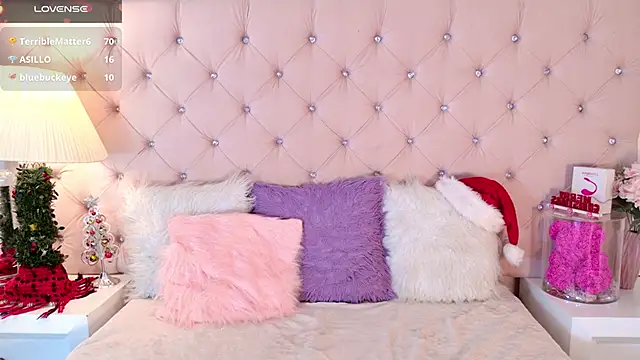 CaterinaRomano's cam snapshot