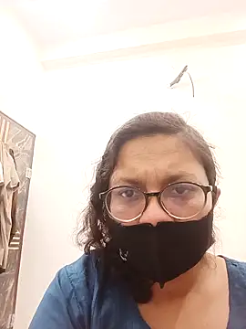 Mahira_sharma01's cam snapshot