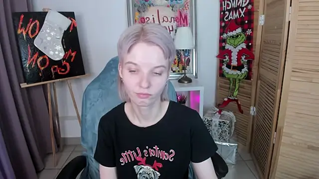 Madelaineses's cam snapshot