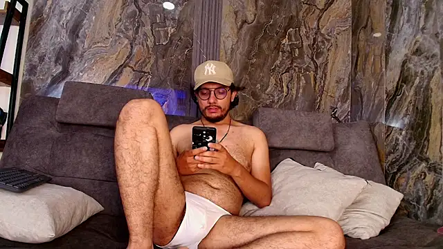 EnzoDarkwood's cam snapshot