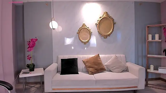 VeronicaBlue's cam snapshot