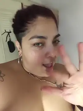 kendra_lil_evill's cam snapshot