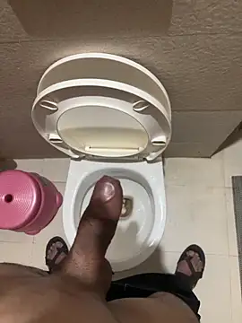 your_playboy_00's cam snapshot