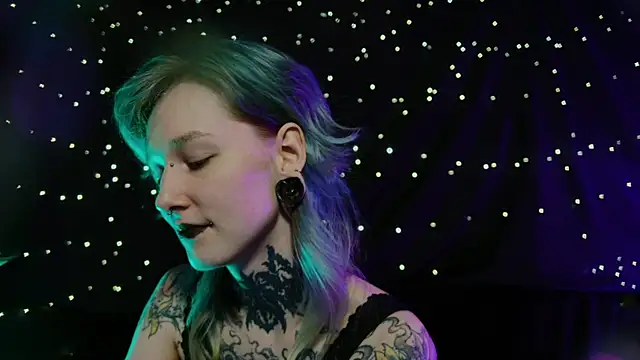 Littlespacemouse live sex cam