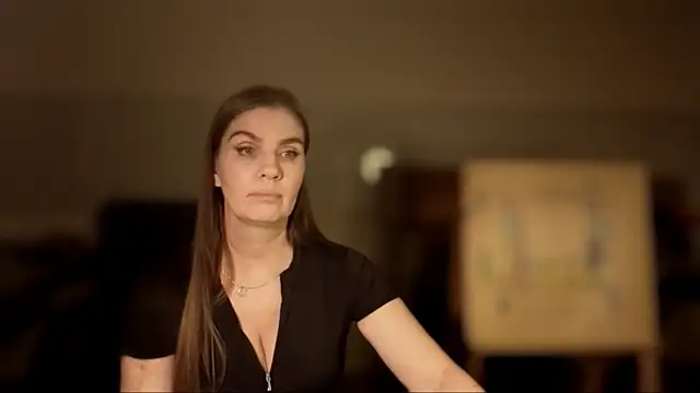 NoNudeElie's cam snapshot