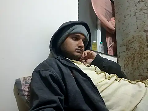 young-hairy-jon's cam snapshot