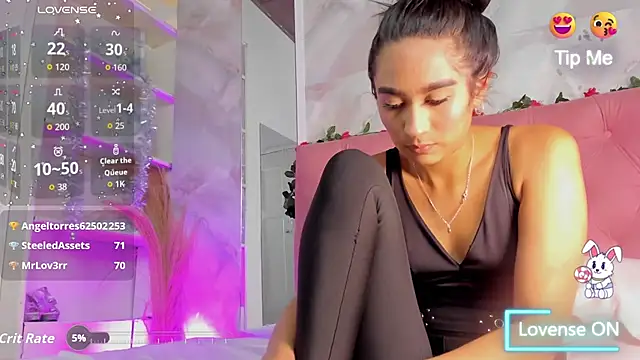 Nicolqueen_'s cam snapshot