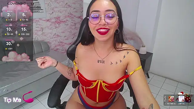 miss_andreaa_t's cam snapshot