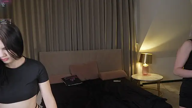 Kara_cat live sex cam