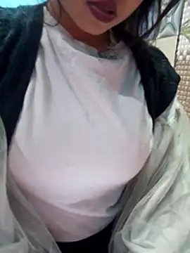 Ayesha_khan0's cam snapshot