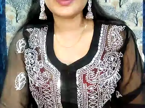 Aarvi_Arora's cam snapshot