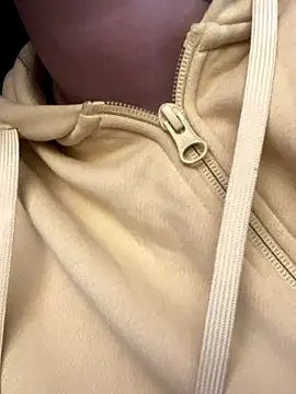 MelissaGill_'s cam snapshot