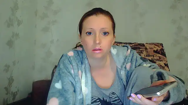 CrystallAngel's cam snapshot