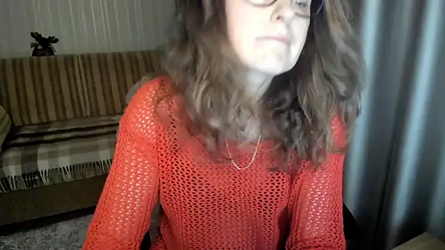 lauraoven's cam snapshot