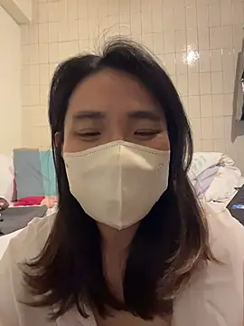 yourbootygirl's cam snapshot