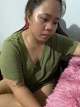 LovelyTits4Daddy's cam snapshot