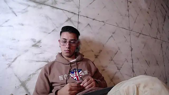 Andy_Joy_ live sex cam