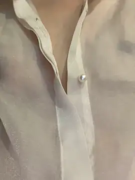 Emily-y live sex cam