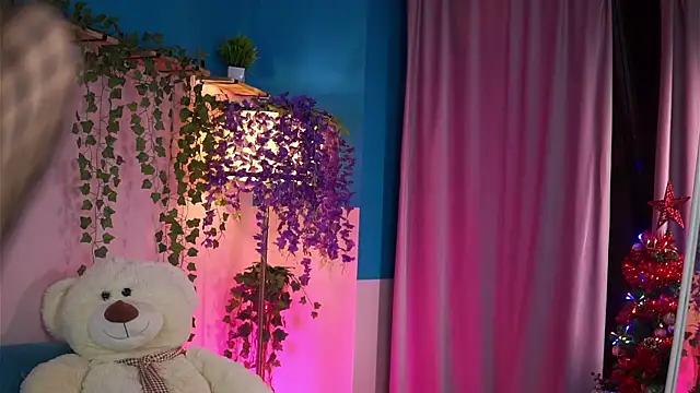 TheAyana live sex cam