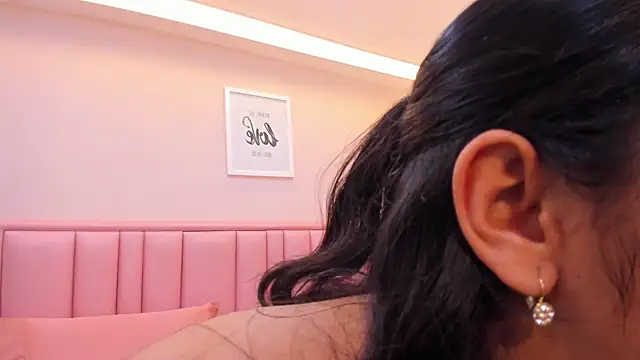 soft_rose_1's cam snapshot