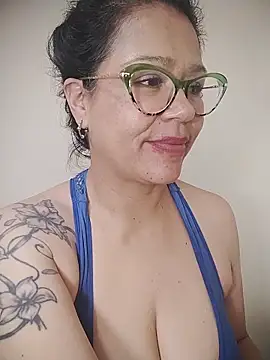 naughty_doll_horny's cam snapshot