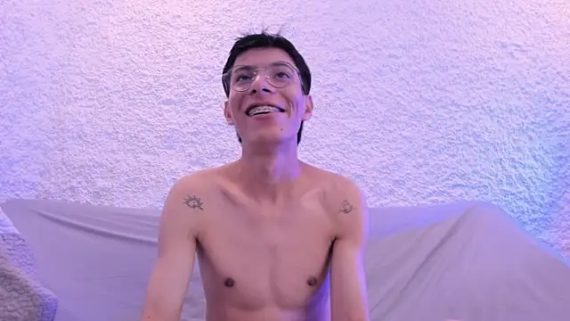 alexandersawyer live sex cam