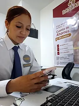 Emily-7_ live sex cam