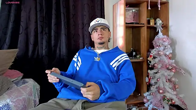 JamesDeker live sex cam