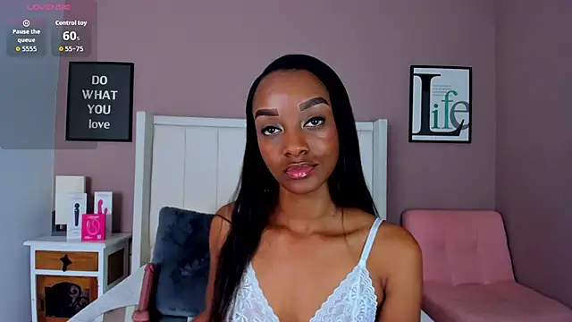 SandyAdaeze's cam snapshot