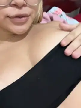Ninfetinha__ live sex cam