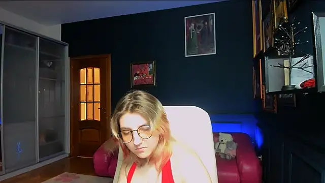 Veronika_Miller18's cam snapshot