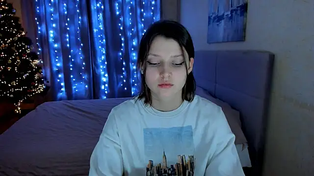 SoniNesti live sex cam