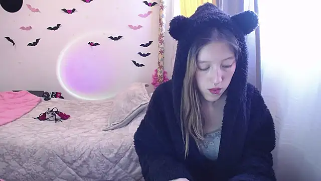 Briar_y_Blair's cam snapshot