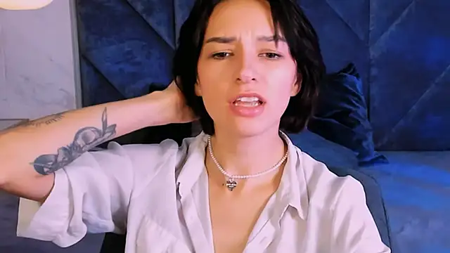 VivianLy_ live sex cam