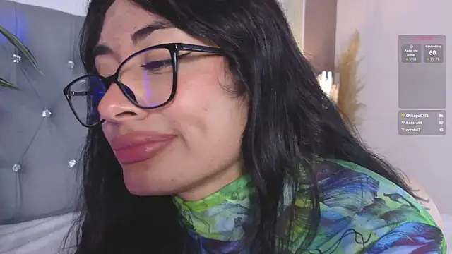 aprildreams19's cam snapshot