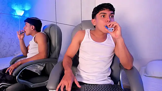 _TaylorBlack live sex cam