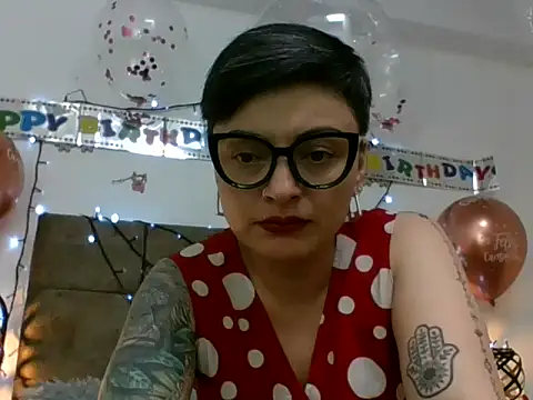 kat_paradise's cam snapshot