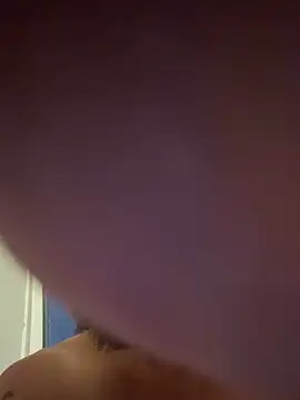 bkuterbach2015's cam snapshot